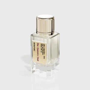004 The Queens Oud Woody Aromatic perfume zoom out